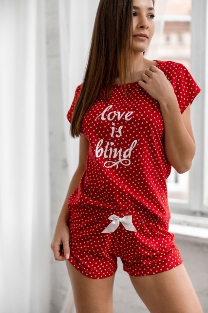 Пижама женская футболка с шортами хлопковая LOVE IS BLIND Sensis
