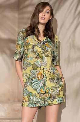 Комплект женский летний рубашка и шорты вискоза Сафари 1802 Mia-Amore